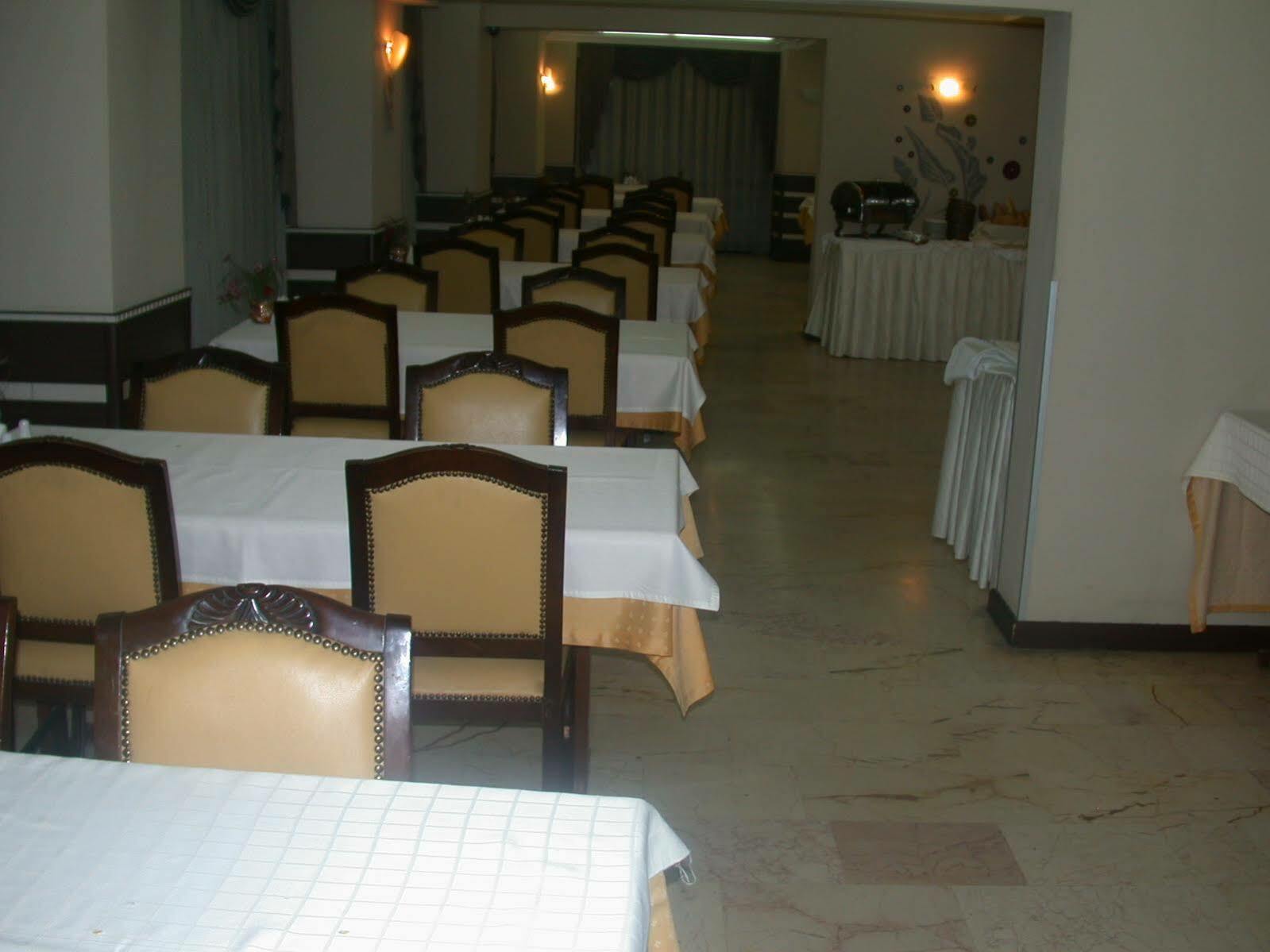 Hotel Kocaman إزمير المظهر الخارجي الصورة
