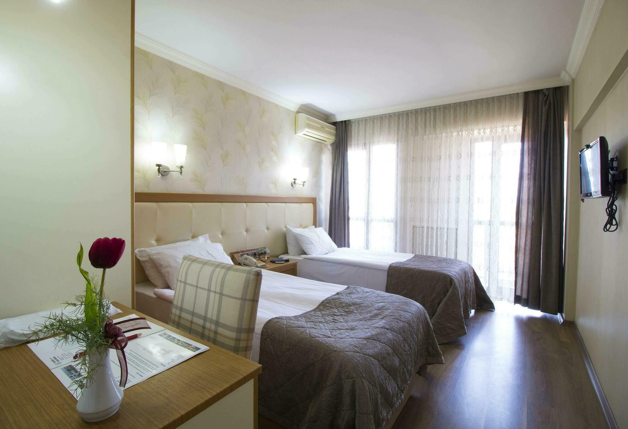 Hotel Kocaman إزمير المظهر الخارجي الصورة